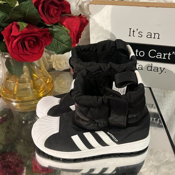 Kids ADIDAS Winter Boots Size 13k - Picture 4 of 6